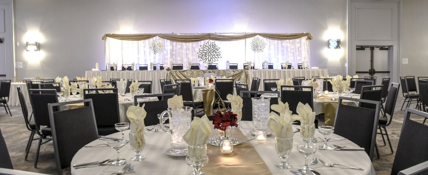 Holiday Inn Fargo Weddings